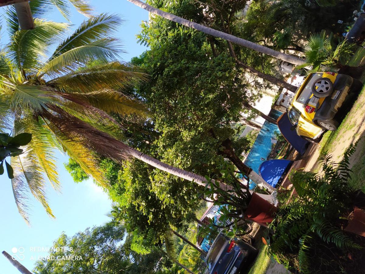 Delias Trailer Park Hotel ริงกอน เด กัวยาบิโตส ภายนอก รูปภาพ